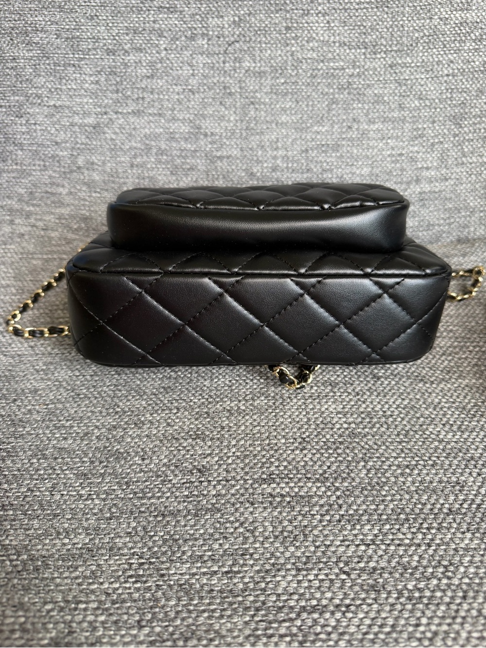 CHANEL Black Quilted Shoulder Bag with Gold Hardware - Picture 11 of 14